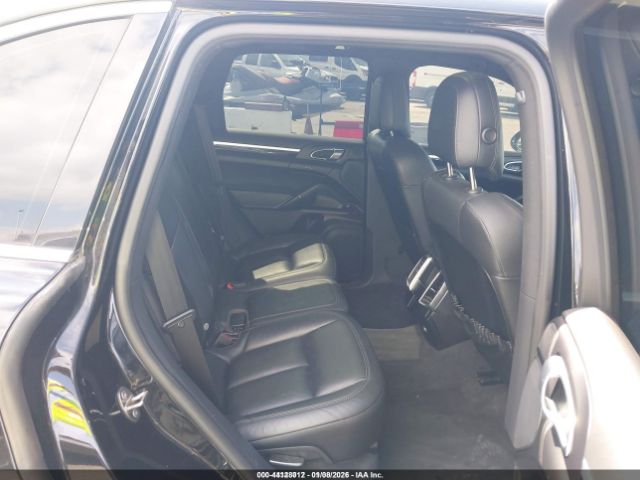 2016 PORSCHE CAYENNE WP1AA2A22GLA10307 Photo 7
