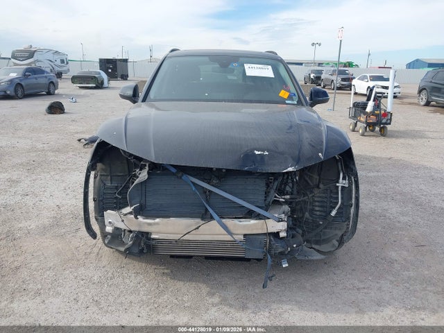 Aukcja sprzedaży 2020 Audi Q5 Premium Plus 45 Tfsi Quattro S Tronic, vin: WA1BNBFYXL2077917, numer aukcji: 44128019