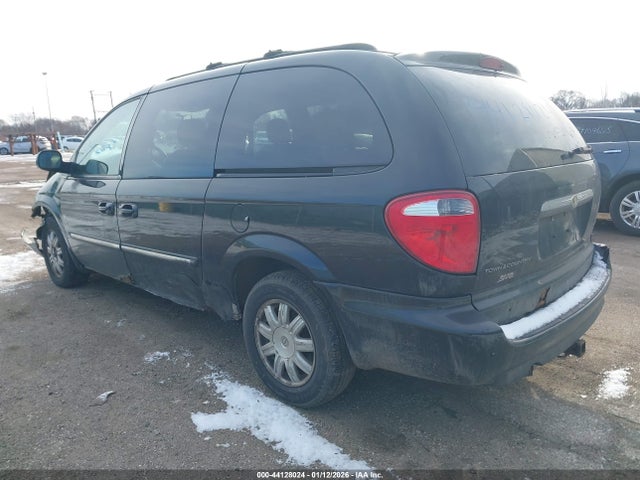 2007 CHRYSLER TOWN & COUNTRY 2A4GP54L97R168483 Photo 2