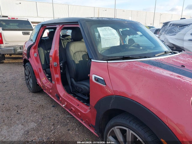 2024 MINI CLUBMAN WMWXJ1C0XR2V49569 Photo 5