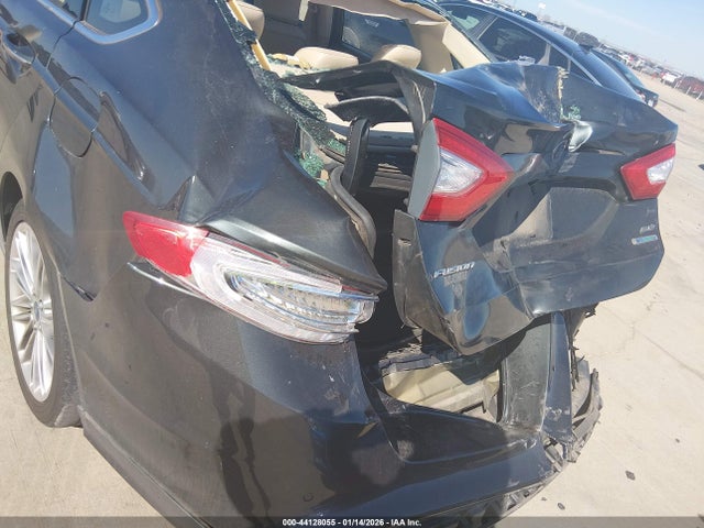 3FA6P0H90GR178760 Ford FUSION SE