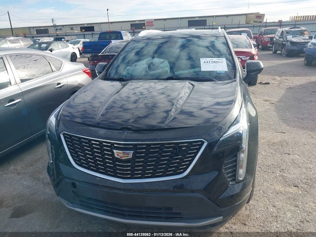 2019 CADILLAC XT4 1GYFZCR46KF228540 Photo 5