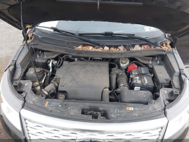 1FM5K8HTXHGE31781 Ford Explorer Platinum