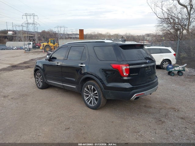 1FM5K8HTXHGE31781 Ford Explorer Platinum