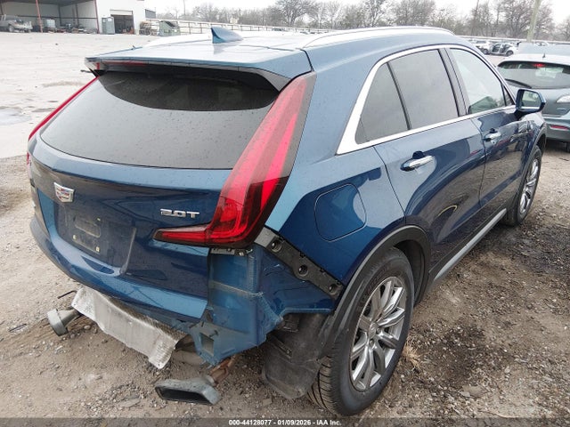 2019 CADILLAC XT4 1GYFZDR47KF162537 Photo 3