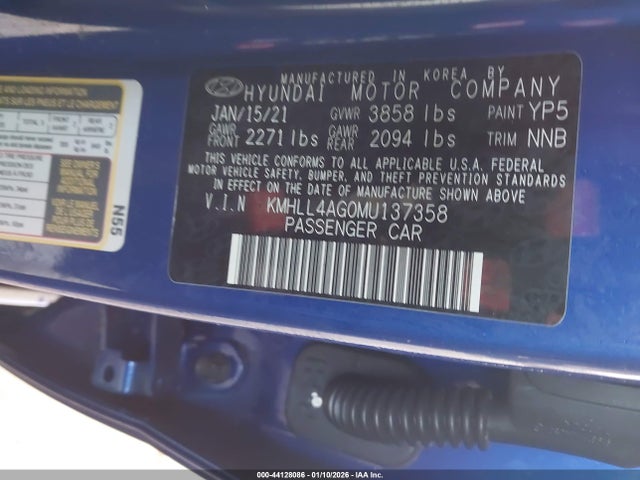 KMHLL4AG0MU137358 Hyundai ELANTRA SE