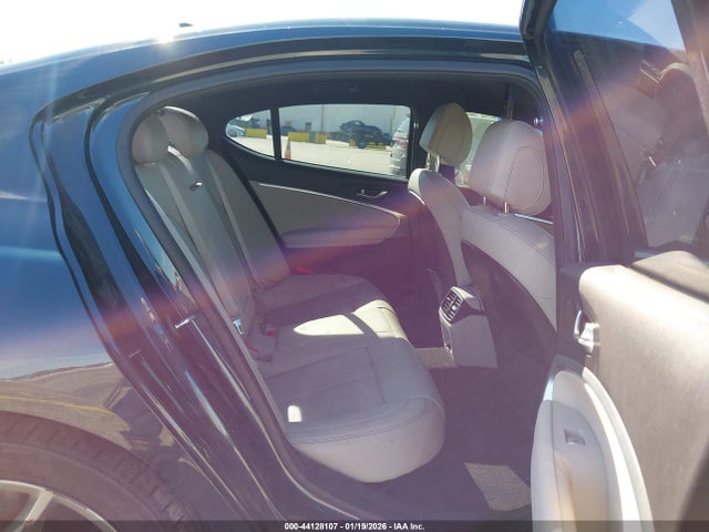 2022 GENESIS G70 KMTG34TA6NU097675 Photo 7