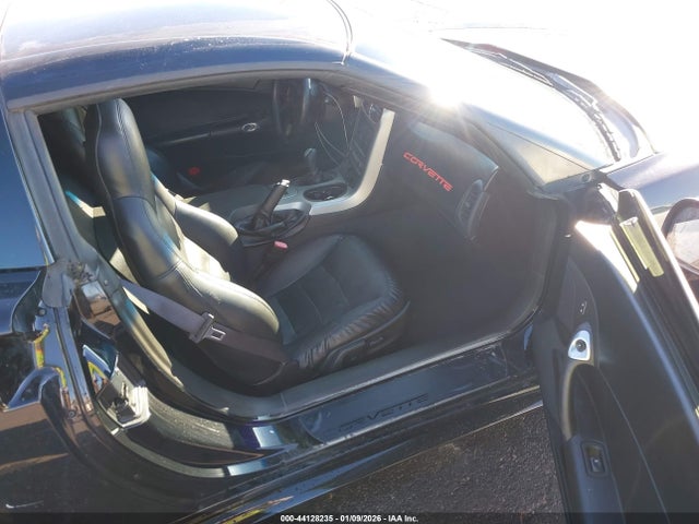 2005 Chevrolet Corvette მანქანა იყიდება აუქციონზე, vin: 1G1YY24U755131370, აუქციონის ნომერი: 44128235