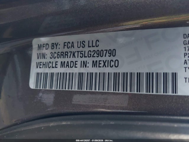 3C6RR7KT5LG290790 RAM 1500 Classic Tradesman/express