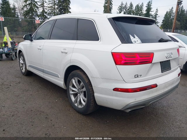 2018 AUDI Q7 WA1AAAF78JD005544 Photo 2