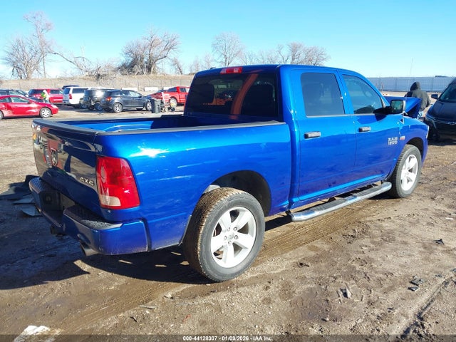 44128307 :رقم المزاد ، 1C6RR7KTXFS617682 vin ، 2015 Ram 1500 St مزاد بيع