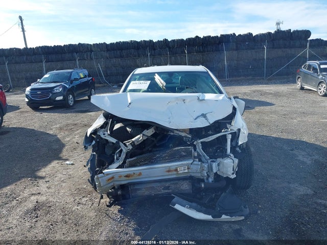 1G1JF5SB4H4135784 Chevrolet Sonic Premier