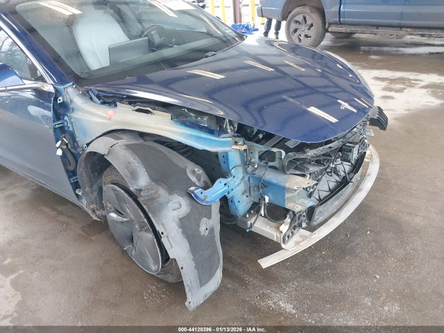 2020 TESLA MODEL 3 5YJ3E1EB7LF639352 Photo 5