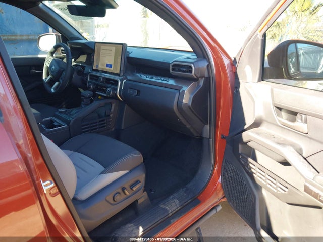 3TMKB5FN9SM035400 Toyota Tacoma Trd Sport 2wd