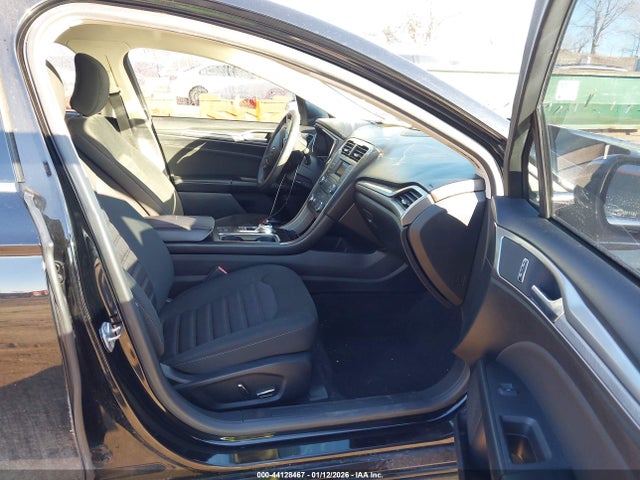 2018 FORD FUSION 3FA6P0LU8JR124805 Photo 4