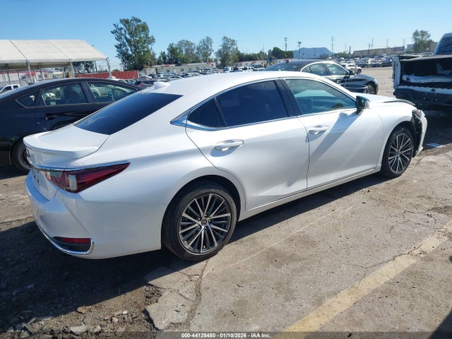 Продаж на аукціоні авто 2025 Lexus Es 300h Base/300h Luxury/300h Ultra Luxury/300h F Sport Design/300h F Sport Handling, vin: 58ADA1C15SU056394, номер лоту: 44128480