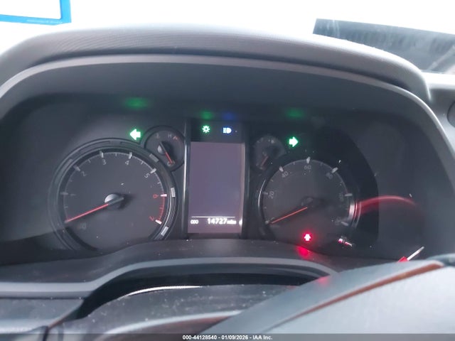 2022 TOYOTA 4RUNNER JTEFU5JR5N5274776 Photo 6