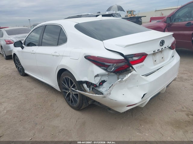 4T1T11AK0PU727105 Toyota CAMRY SE