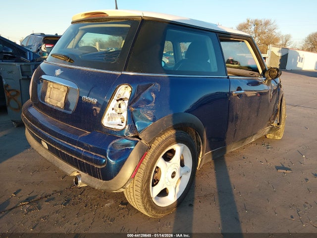2003 MINI COOPER WMWRC33453TE15655 Photo 3