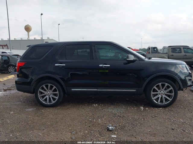 Ford Explorer Limited 2017 1FM5K7FH7HGB52166 Image 14
