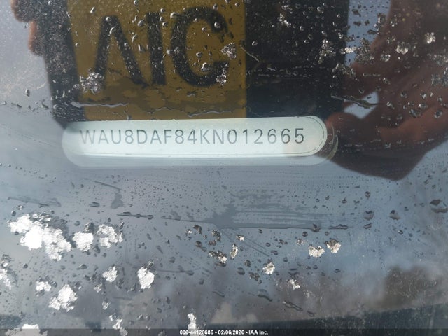 2019 AUDI A8 L WAU8DAF84KN012665 Photo 8