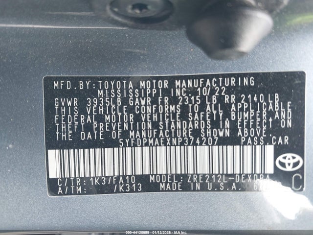 44128689 :رقم المزاد ، 5YFDPMAEXNP374207 vin ، 2022 Toyota Corolla L مزاد بيع