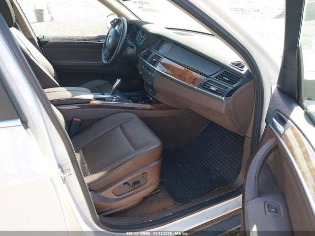 Auction sale of the 2013 Bmw X5 Xdrive35i, vin: 5UXZV4C52D0B09932, lot number: 44128698