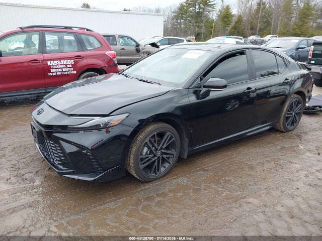 Toyota CAMRY XSE 2025 4T1DBADK2SU021453 Image 2