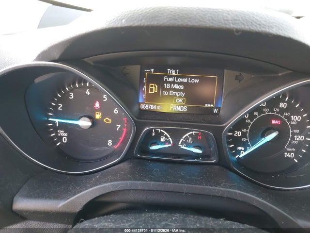 1FMCU9GD9JUA73291 Ford ESCAPE SE