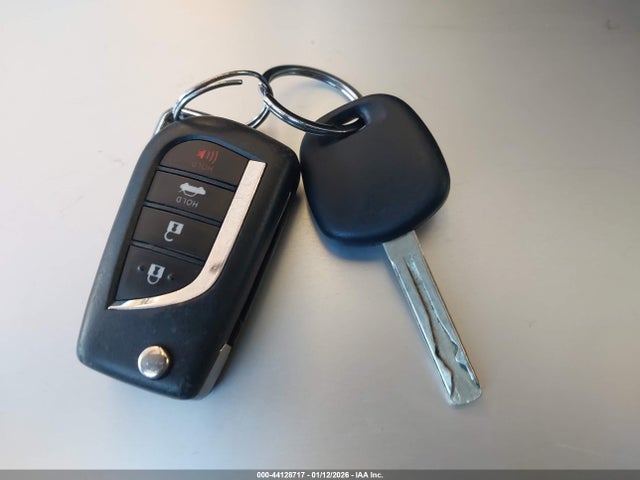 4T1B11HK3JU010819 Toyota Camry L/le/xle/se/xse