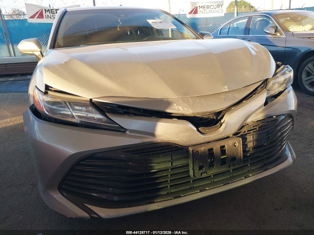4T1B11HK3JU010819 Toyota Camry L/le/xle/se/xse