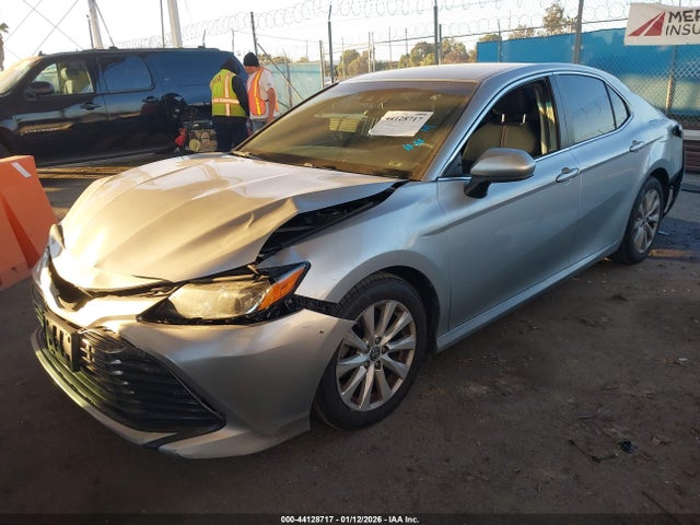 4T1B11HK3JU010819 Toyota Camry L/le/xle/se/xse