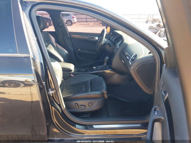 2011 AUDI A4 WAUFFAFL1BN052353 Photo 4