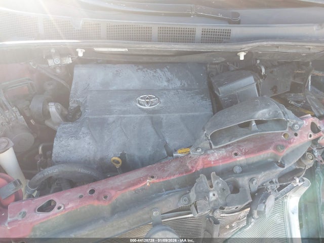 5TDKK3DC3GS750461 Toyota SIENNA LE