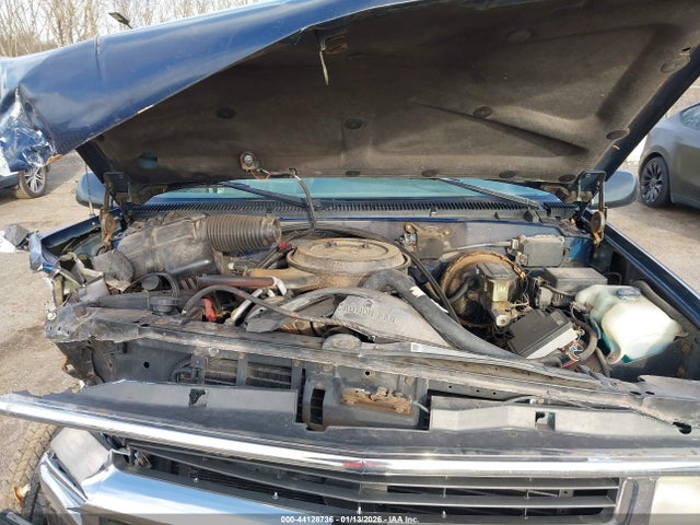 1995 CHEVROLET SUBURBAN 1GNFK16K5SJ457832 Photo 9