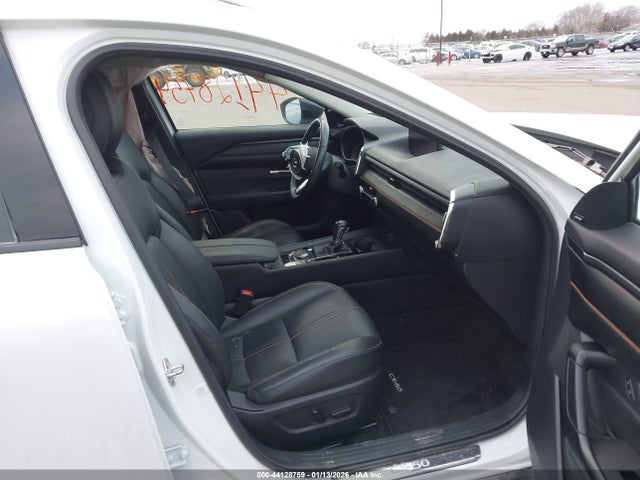 7MMVABEM0PN147958 Mazda Cx-50 Premium Plus