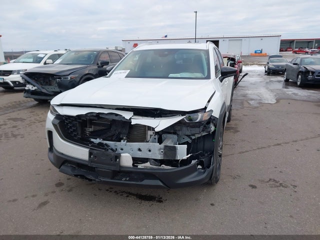 7MMVABEM0PN147958 Mazda Cx-50 Premium Plus