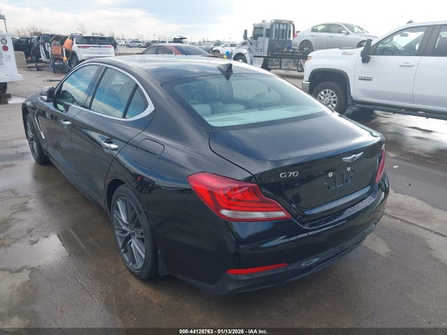 2019 GENESIS G70 KMTG34LA7KU032684 Photo 2