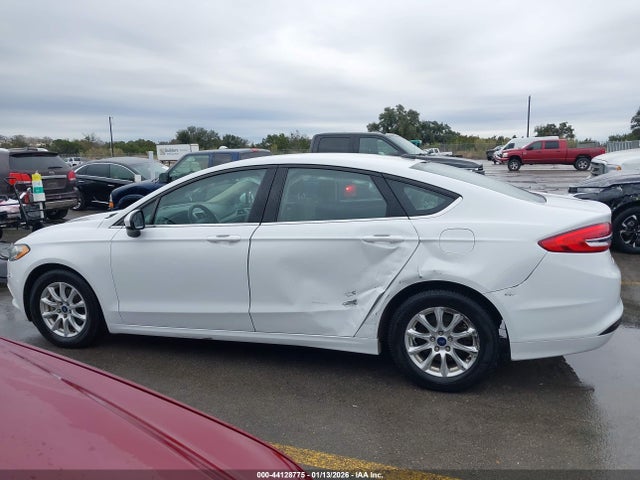 Ford FUSION S 2018 3FA6P0G76JR203555 Image 14