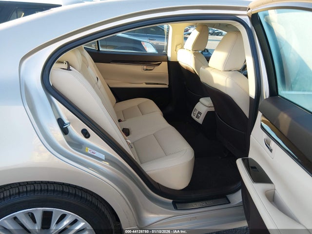 58ABK1GG9HU064171 Lexus ES 350