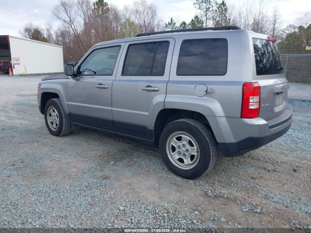 2016 JEEP PATRIOT 1C4NJRBB8GD719229 Photo 2