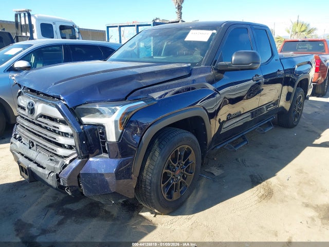 Toyota Tundra Sr5 2023 5TFLA5AAXPX024077 Image 2