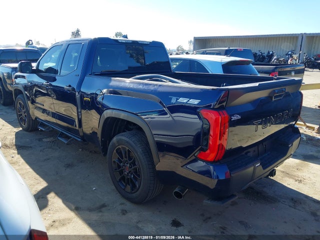 Toyota Tundra Sr5 2023 5TFLA5AAXPX024077 Image 3