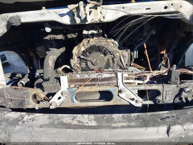44128832 :رقم المزاد ، 3C6UR5NL1GG120636 vin ، 2016 Ram 2500 Laramie مزاد بيع