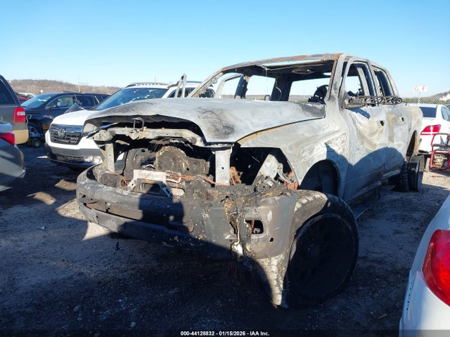 44128832 :رقم المزاد ، 3C6UR5NL1GG120636 vin ، 2016 Ram 2500 Laramie مزاد بيع