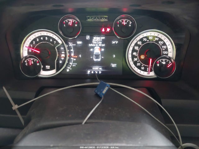 Продажа на аукционе авто 2019 Ram 1500 Classic Warlock  4x2 6'4 Box, vin: 1C6RR6GG0KS616556, номер лота: 44128835