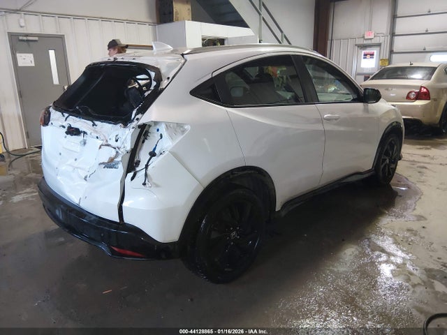 2021 HONDA HR-V 3CZRU6H19MM713553 Photo 3