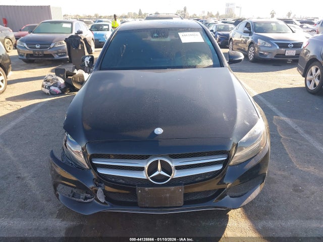 55SWF4JBXHU187680 Mercedes-Benz C 300