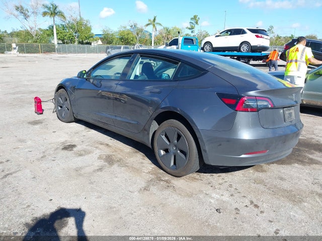 2023 TESLA MODEL 3 5YJ3E1EA1PF644110 Photo 2