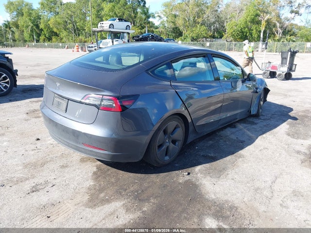 2023 TESLA MODEL 3 5YJ3E1EA1PF644110 Photo 3